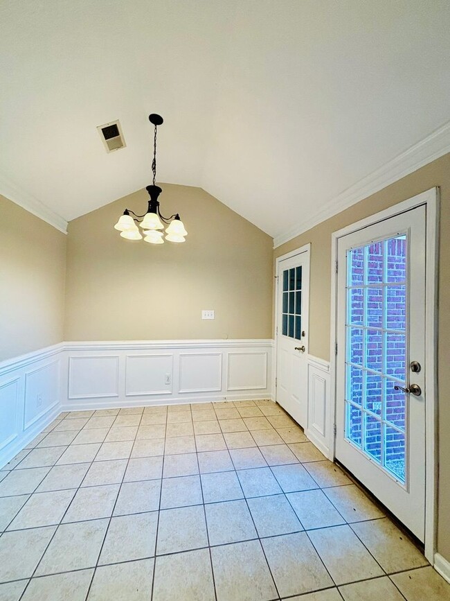 Building Photo - 23 Hulsey Cove