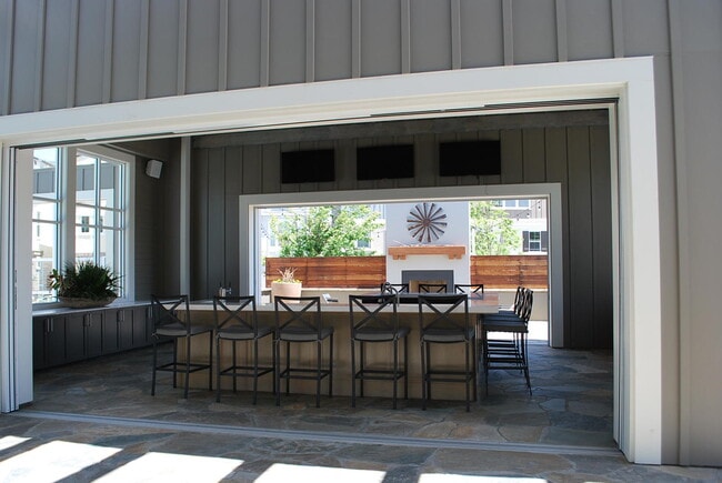 Building Photo - Beautifully Upgraded Contemporary Home in Wallis Ranch ! Close to Quarry Lane School !