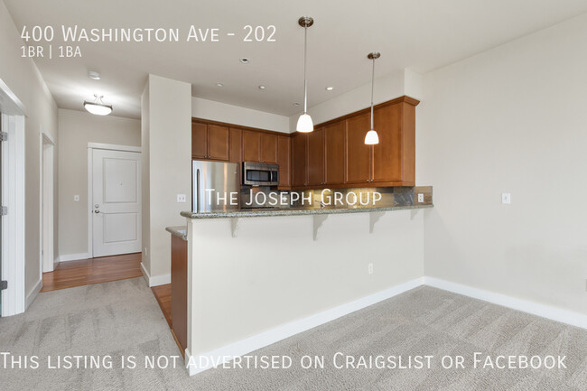 Building Photo - Beautiful 1 BD/1BA Bremerton Waterfront Condo