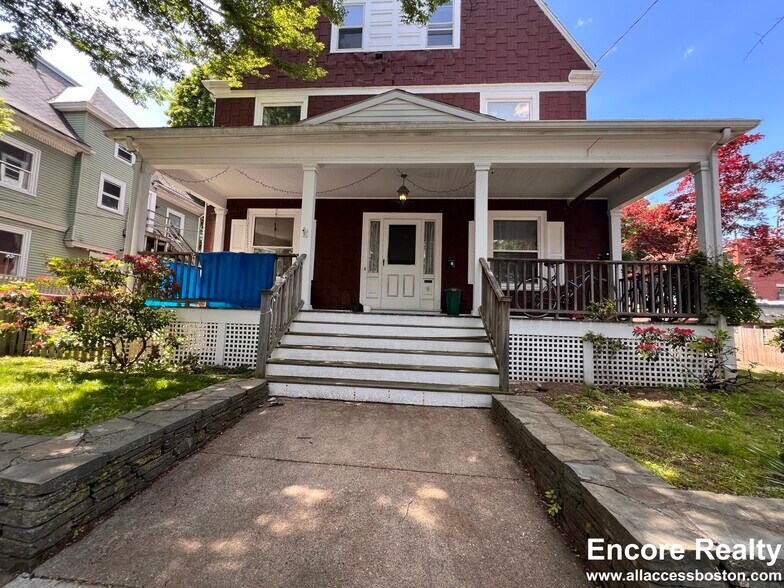 Building Photo - 9 Kenwood St