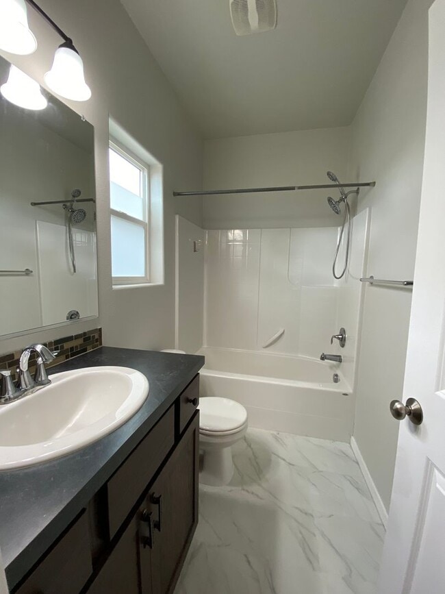 Building Photo - Liberty Lake Area-3 beds, 2baths Rancher Style House for rent Available NOW