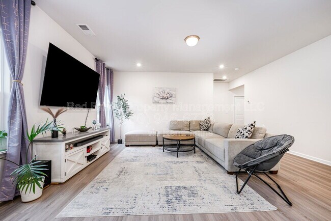 Building Photo - 9046 Evercrisp Ln