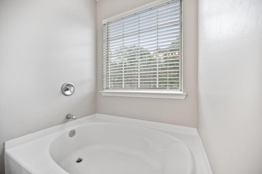 Building Photo - 1010 Society Way