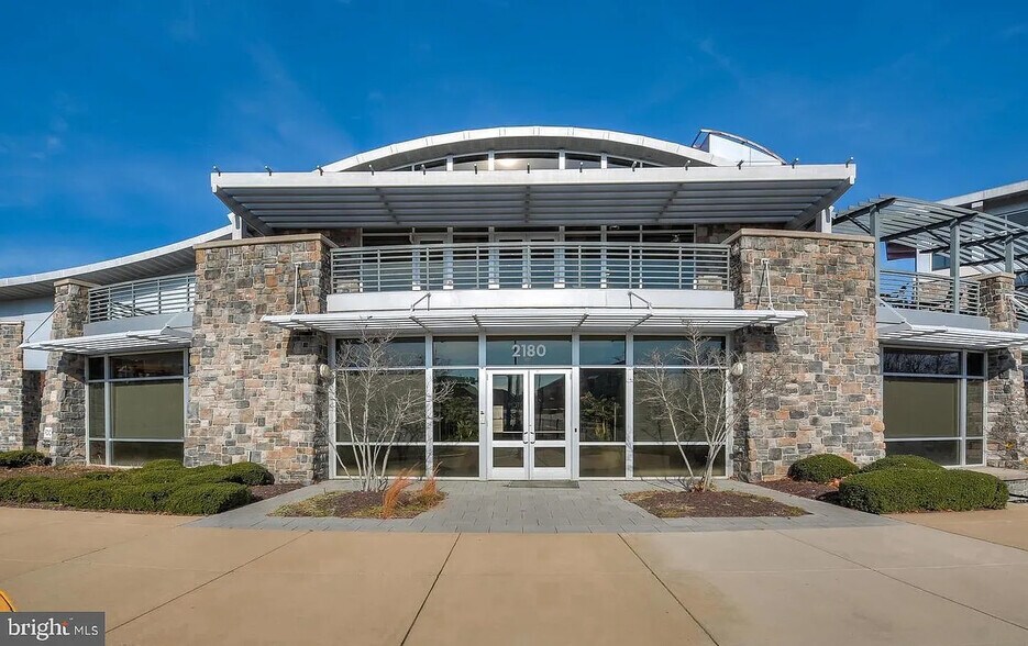 Building Photo - 15240 Torbay Way