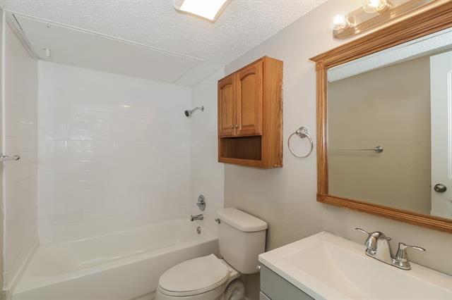 Building Photo - 5640 Cherilee Ln