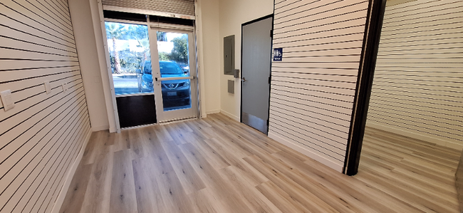 Building Photo - 5041 Whittier Blvd