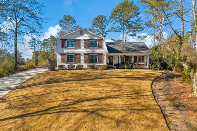Building Photo - Elegant 4BR Home with Luxury Finishes and Premier Amenities in Marietta