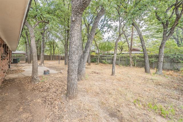 Building Photo - 6409 Yorkshire Dr