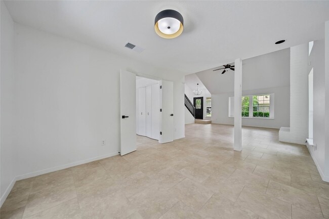 Building Photo - 43 E Lance Leaf Rd