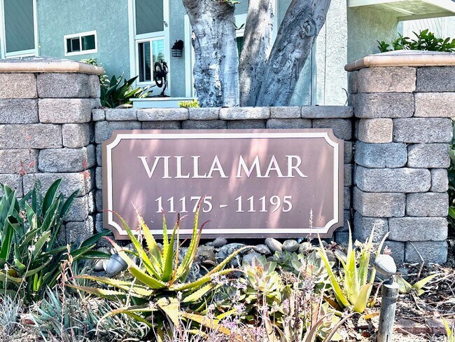 Building Photo - FOR RENT - Mira Mesa San Diego 2Br/1Ba 698...