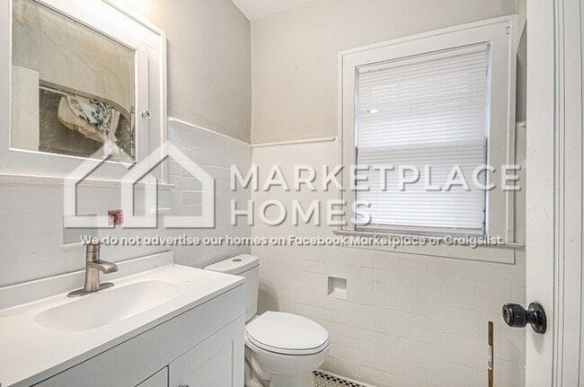 Building Photo - 13605 Griggs St