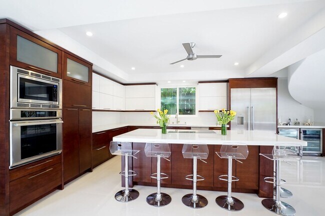 Building Photo - 224 Ka'alawai Place