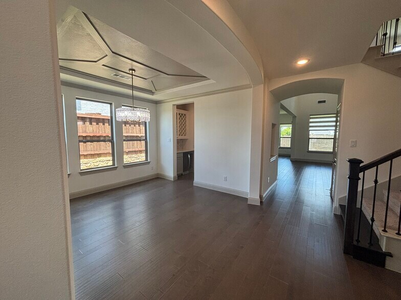 Building Photo - 1702 Trellis Dr