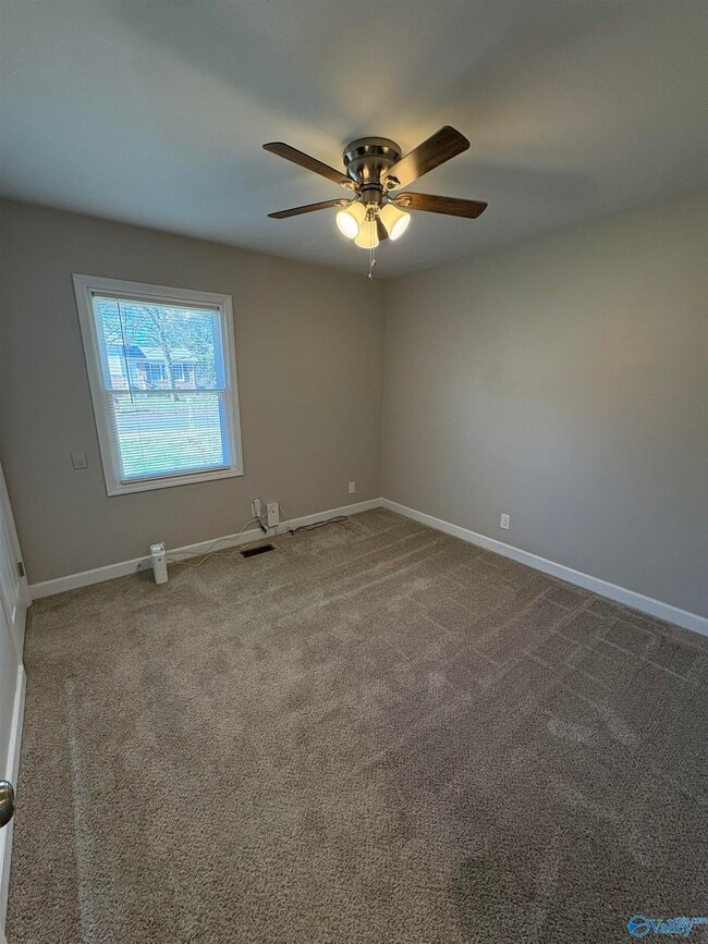 Building Photo - 3118 Adonna Dr NW