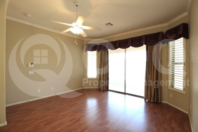 Building Photo - 1445 S Park Grove Cir