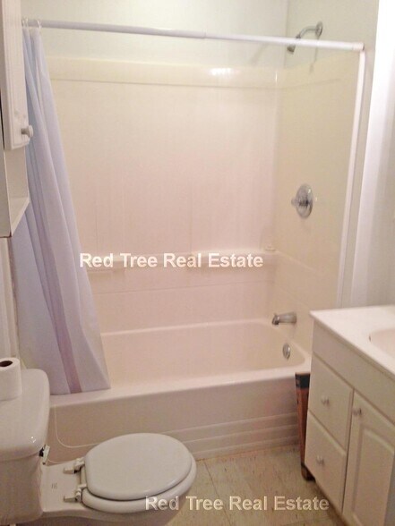 Building Photo - 45 Franklin St