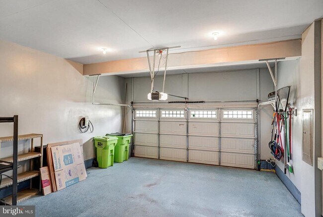 Building Photo - 4202 Kenna Ct