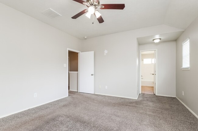 Building Photo - 2603 Cypress Island Dr
