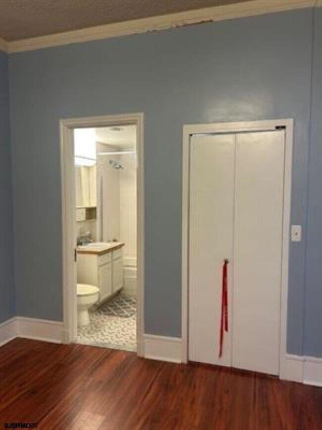 Building Photo - 2721 Boardwalk