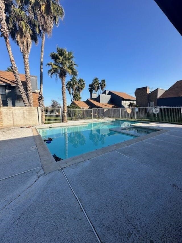 Building Photo - 210 E Del Mar Blvd