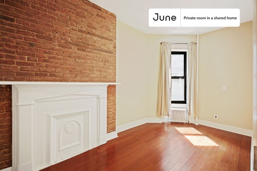 Primary Photo - Room in Shared 3 bed/2 bath home