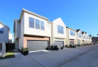 Building Photo - 3916 Tulane Oak Dr