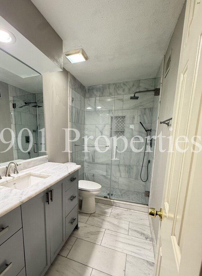 Building Photo - 7120 Toro Cove