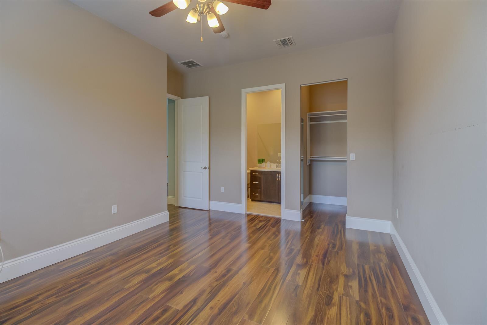 Building Photo - 3110 NW 125th Way