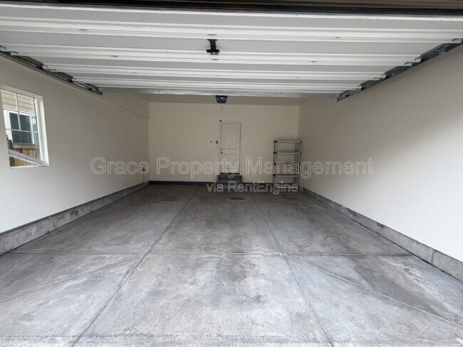 Building Photo - 7584 S Winnipeg Ct