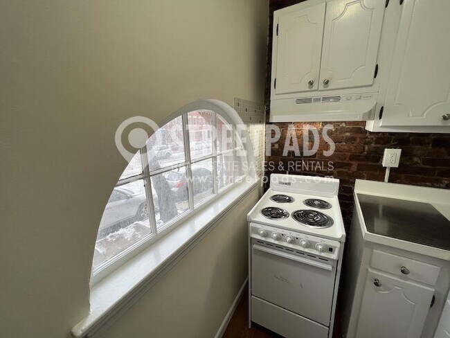 Building Photo - 1 bedroom in Boston MA 02130