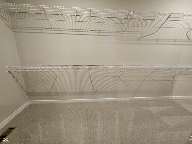 Building Photo - 228 Oakhurst Wy