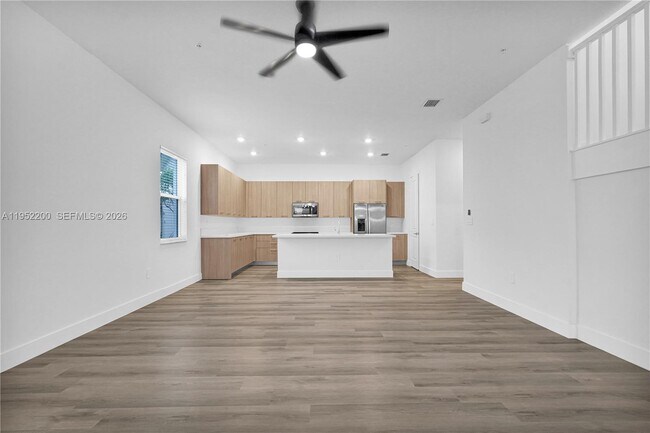 Building Photo - 4422 SW 122nd Ter