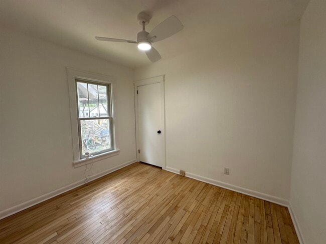 Building Photo - 37 Corry St