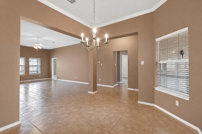 Building Photo - 354 Camelia Pkwy