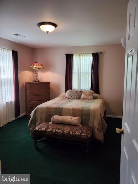 Building Photo - 11115 Little Cove Point Rd