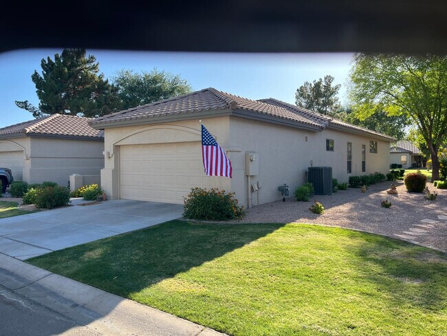 Building Photo - 23812 S Pleasant Way