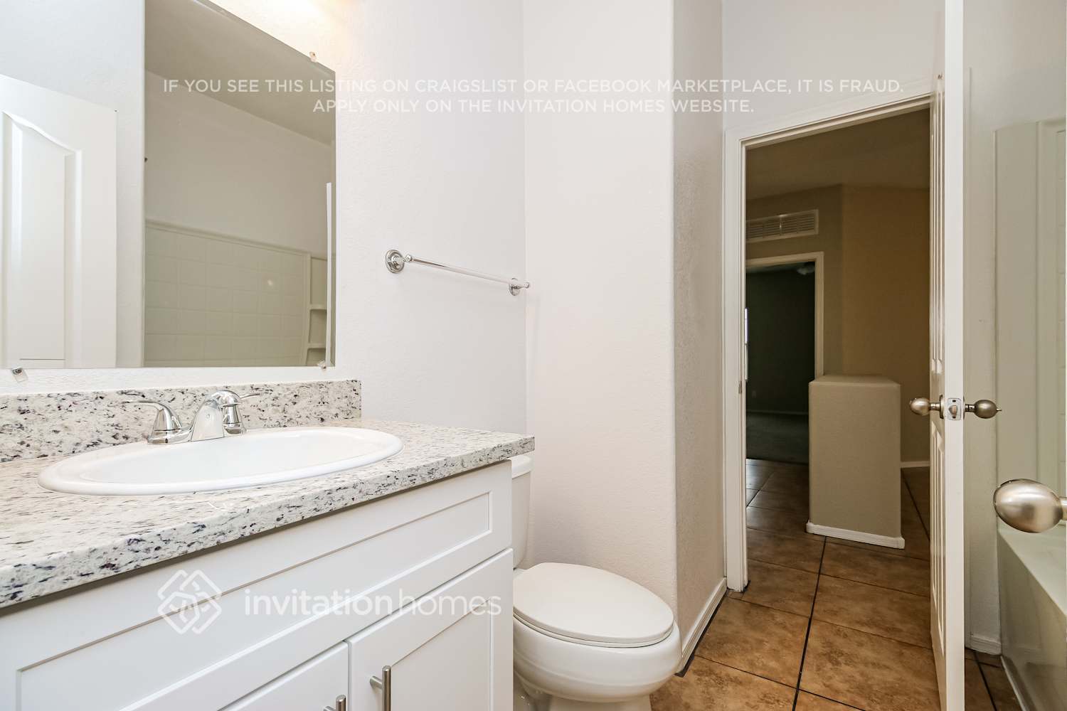 Building Photo - 300 S 9th St