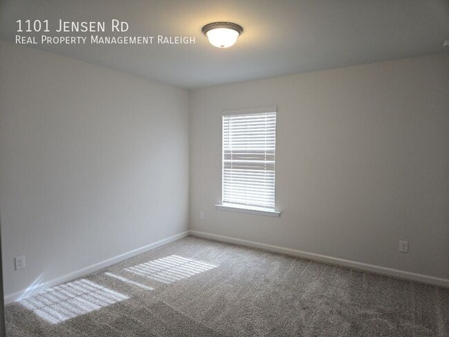 Building Photo - 1101 Carr Rd