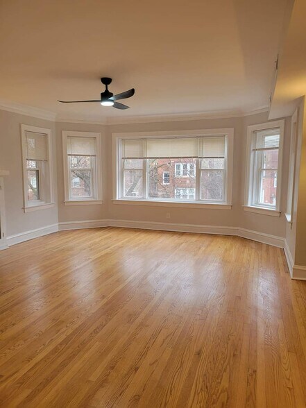 Building Photo - 8143 S Evans Ave