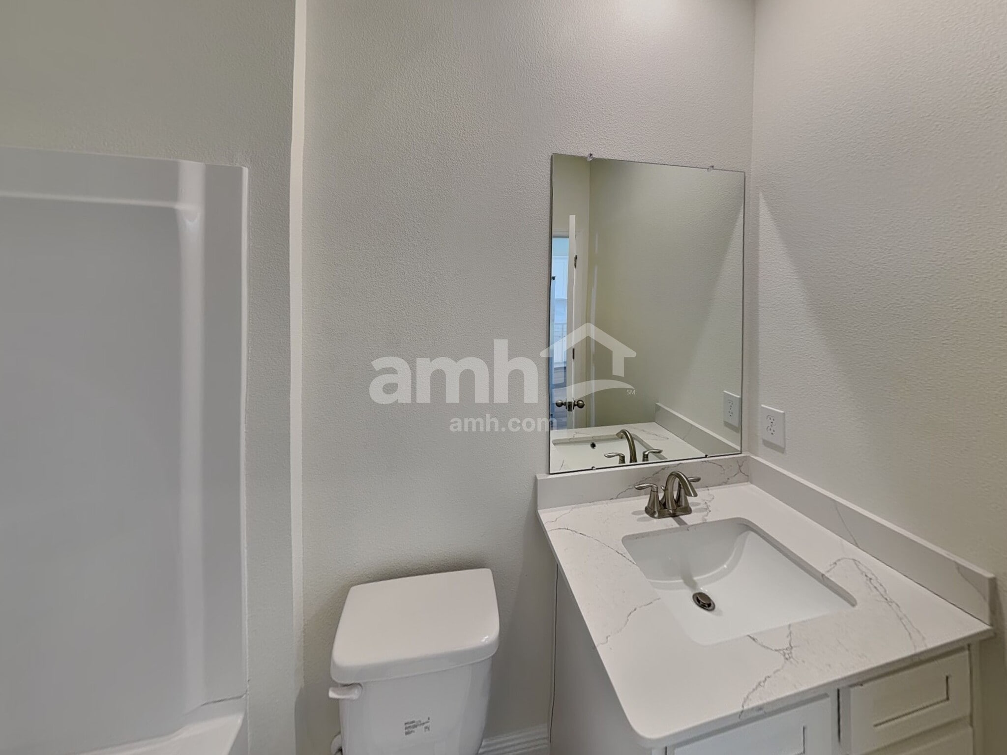 Building Photo - 5993 Sycamore Pl St