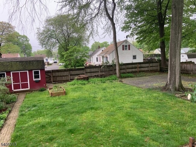 Building Photo - 169 Misty Ln