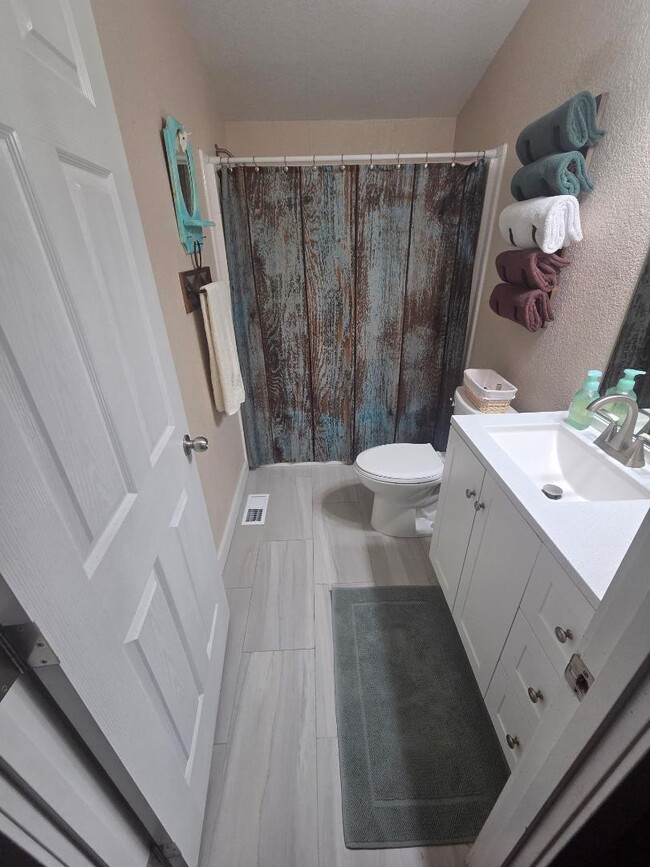 Building Photo - 2523 S 3460 W