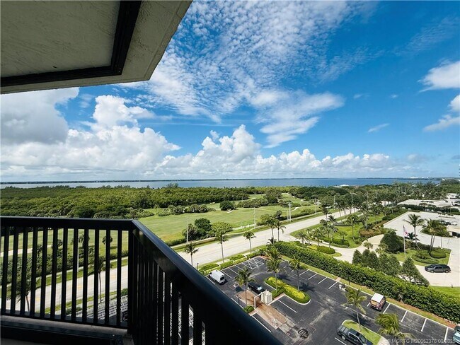 Building Photo - 8800 S Ocean Dr