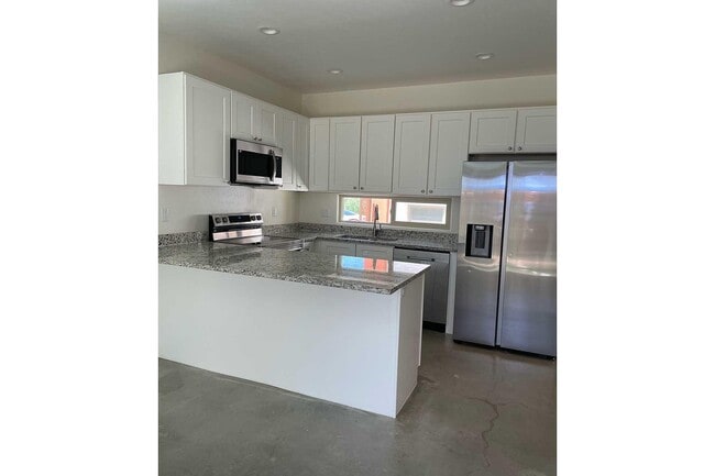 Building Photo - Greenhaven Apartments