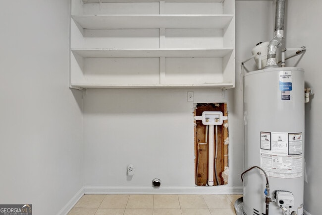 Building Photo - 500 Circle Dr