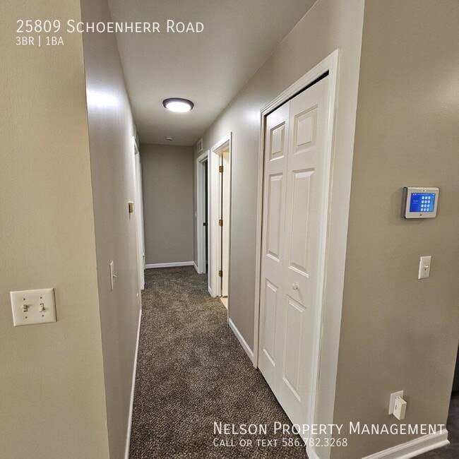 Building Photo - 25809 Schoenherr Rd