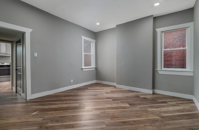 Building Photo - 4916 Winona Ave