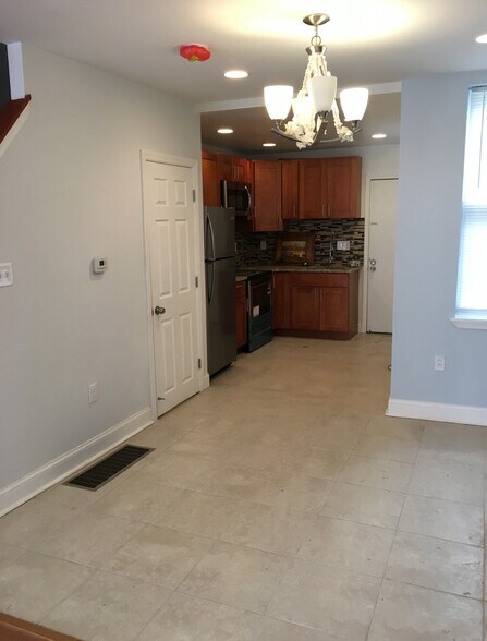 Building Photo - 4036 Reno St