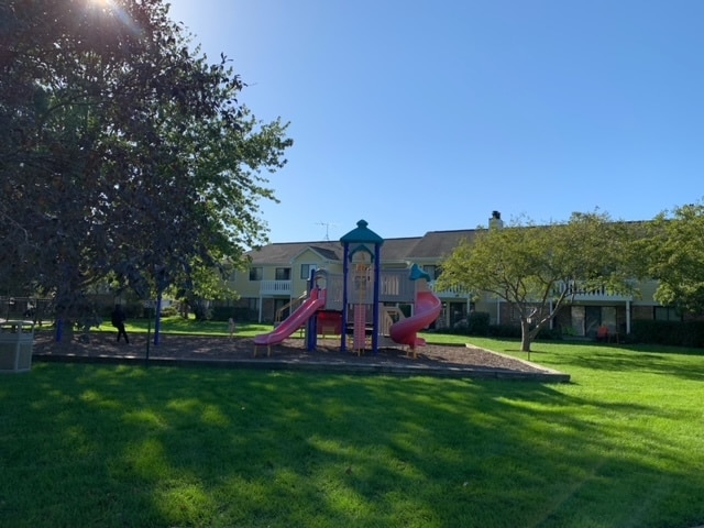 Playground/Park - 442 Thornhill Ln