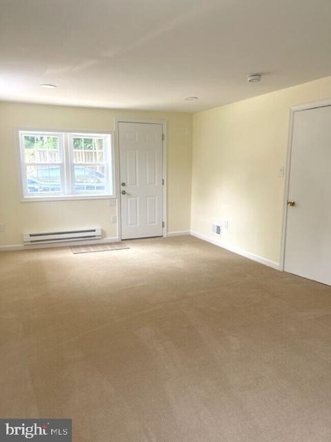Building Photo - 4408 Glenridge St